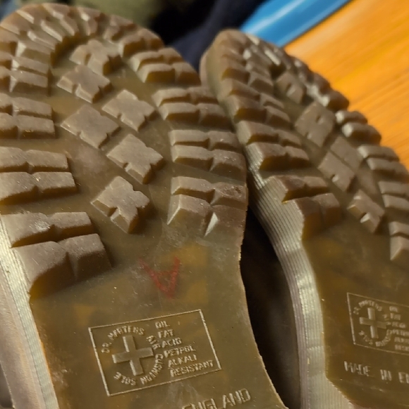 Dr Martens 3989 Leather Brogue Derbys - Picture 10 of 11